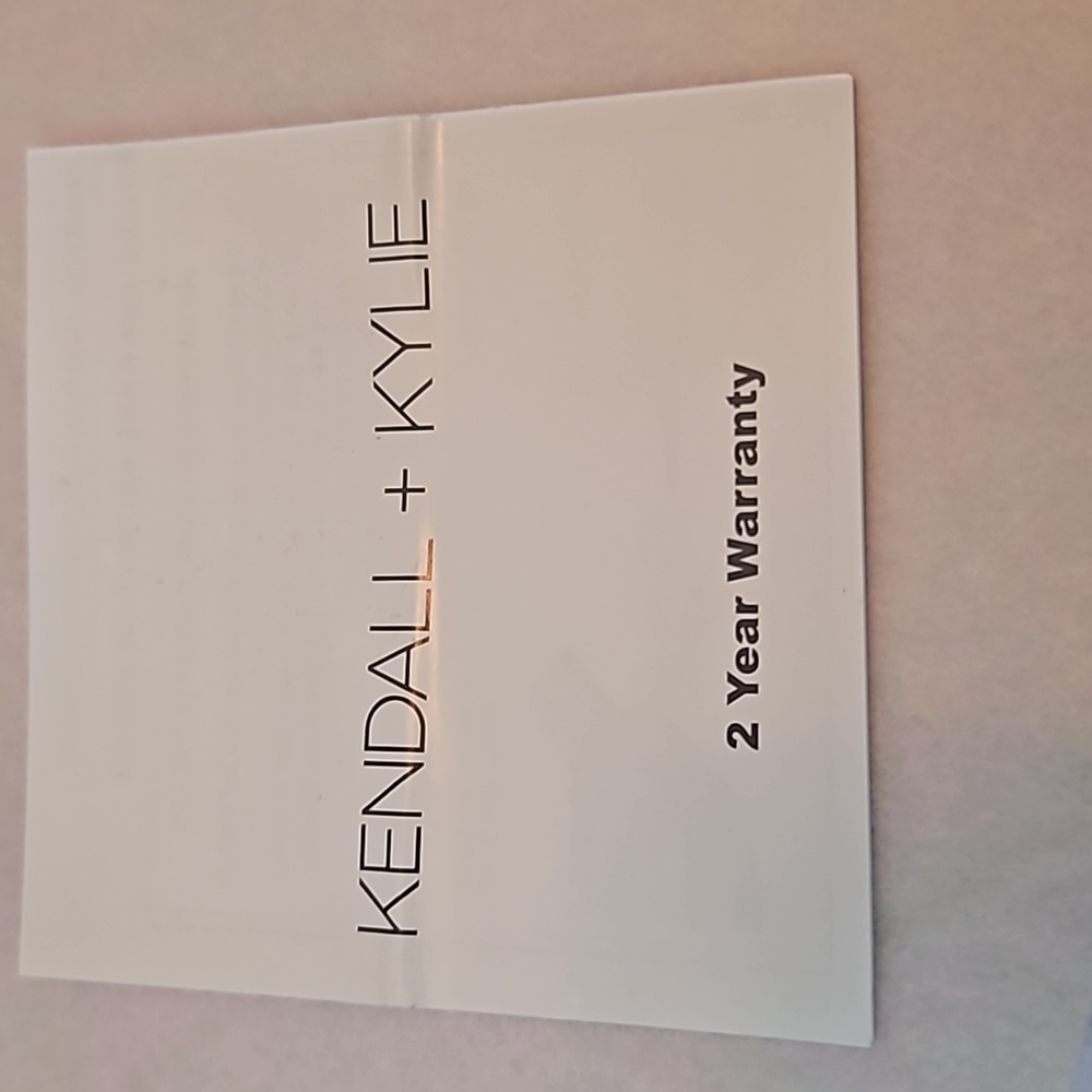 KENDALL & KYLIE  Watch and Bracelet gift 🎁 set - Picture 3 of 13